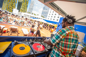 Jemaa NoMad Pool DJ