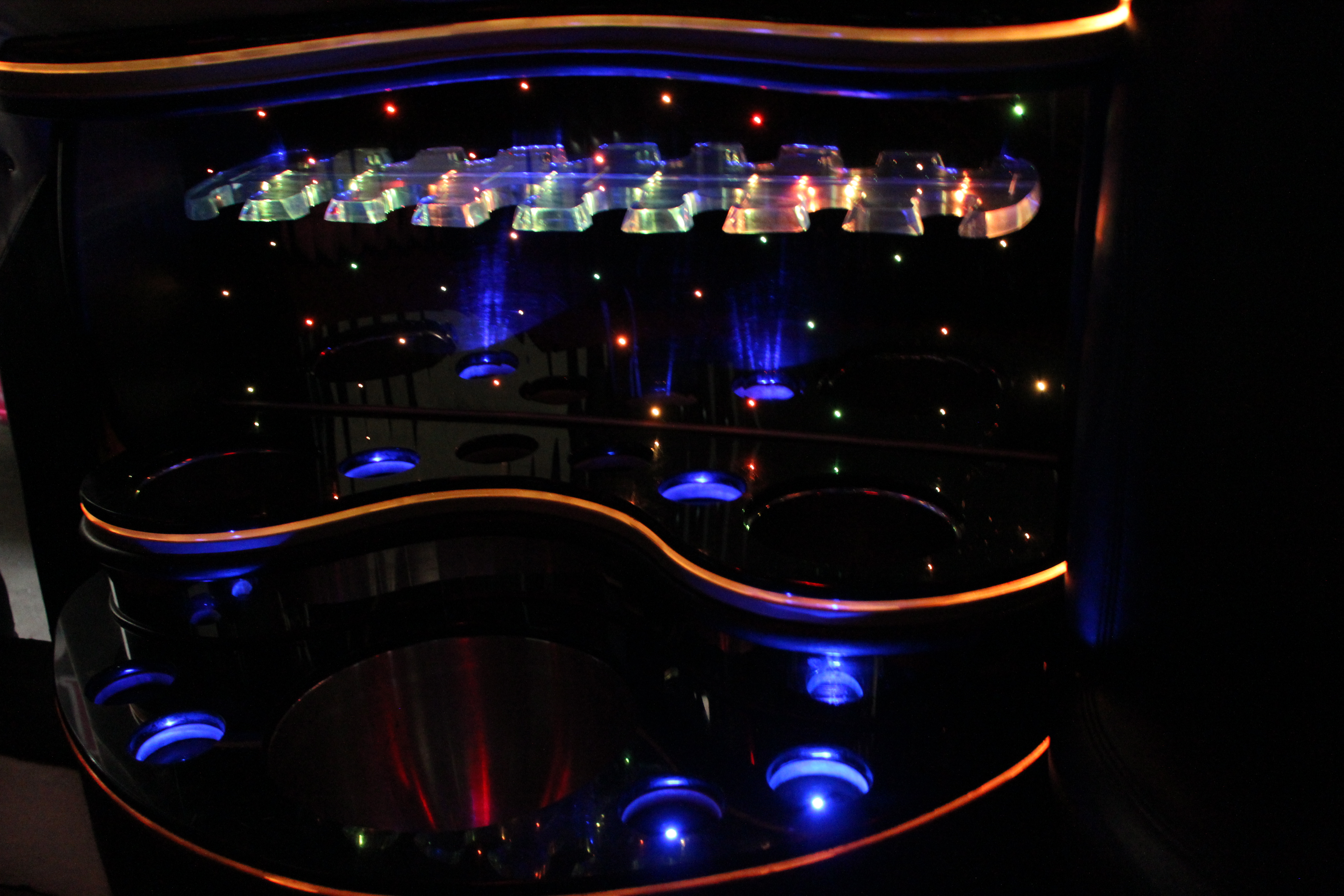 25 Passenger Bar